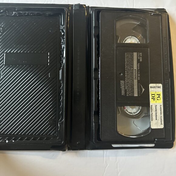 Spy Kids VHS tape 2001 - Picture 4 of 5